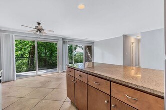 Building Photo - 3600 Linwood Ave