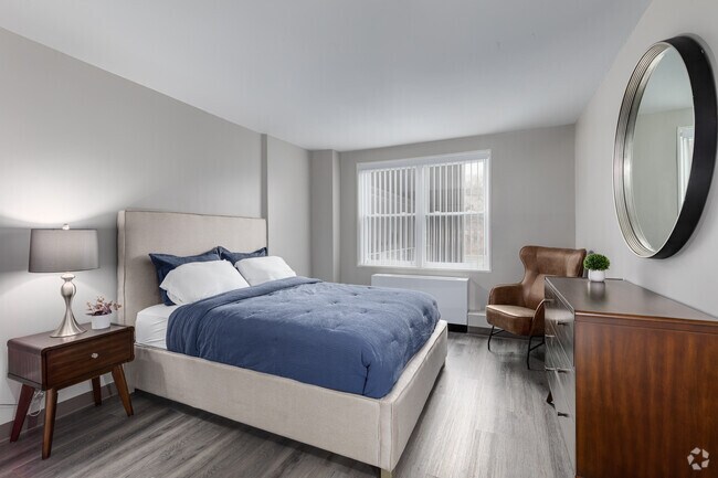 1HAB, 1BA - 558SF - 800 Southern Avenue