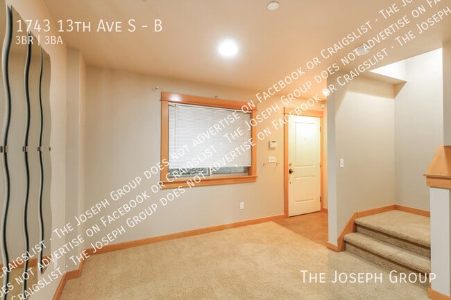 Photo - 1743 13th Ave S House