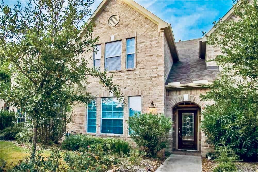 27 Pine Needle Pl, The Woodlands, TX 77382 Condo for Rent in The