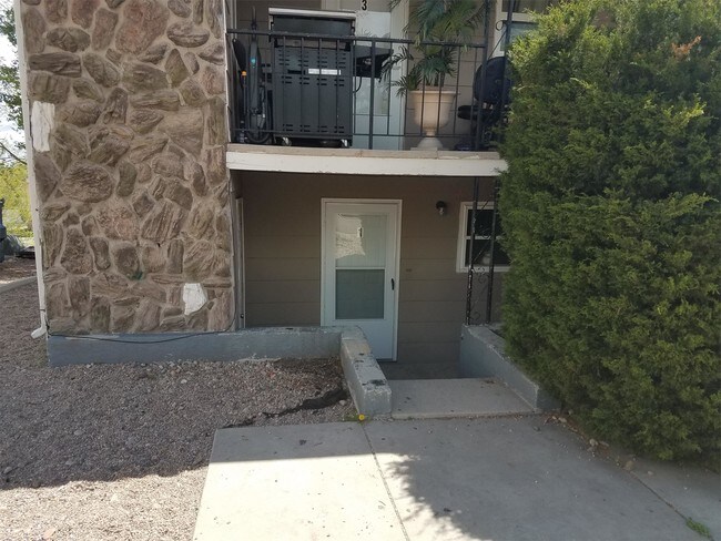 Building Photo - 1163 Cree Dr