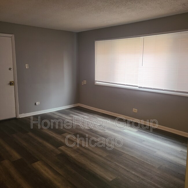 Foto del edificio - 3414 Warren Ave