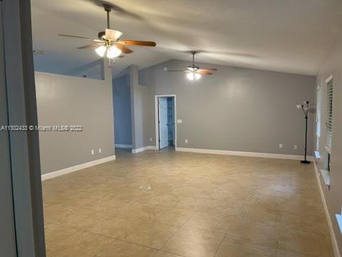 Foto del edificio - 17244 49th St N