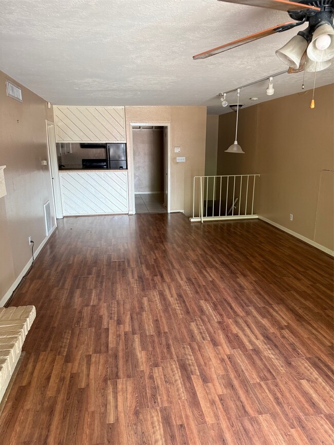 Building Photo - 3402 Timmons Ln