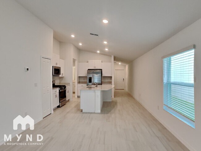 Building Photo - 35099 Ackley Trce