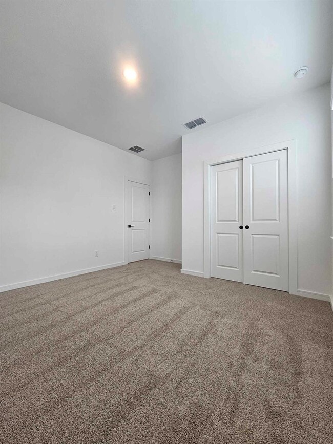 Foto del edificio - 8438 Tranquil Bay Ct