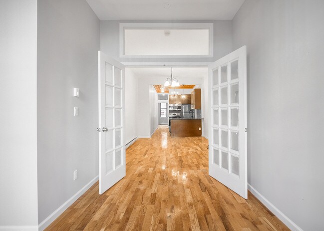 Building Photo - 253 Himrod St