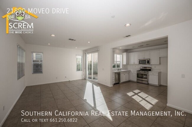 Building Photo - Three Bedroom Home in Gated Community in S...