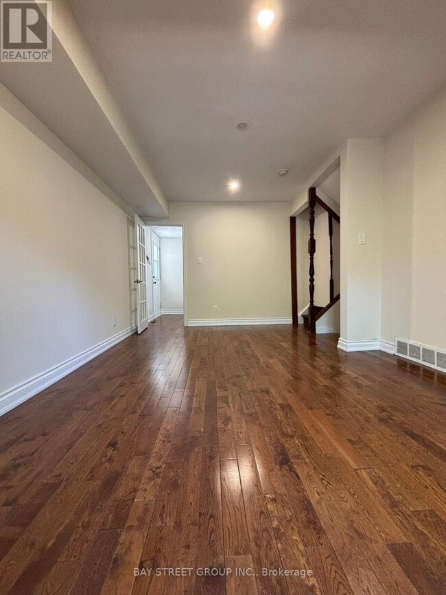 Building Photo - 4351 Dublin Crescent