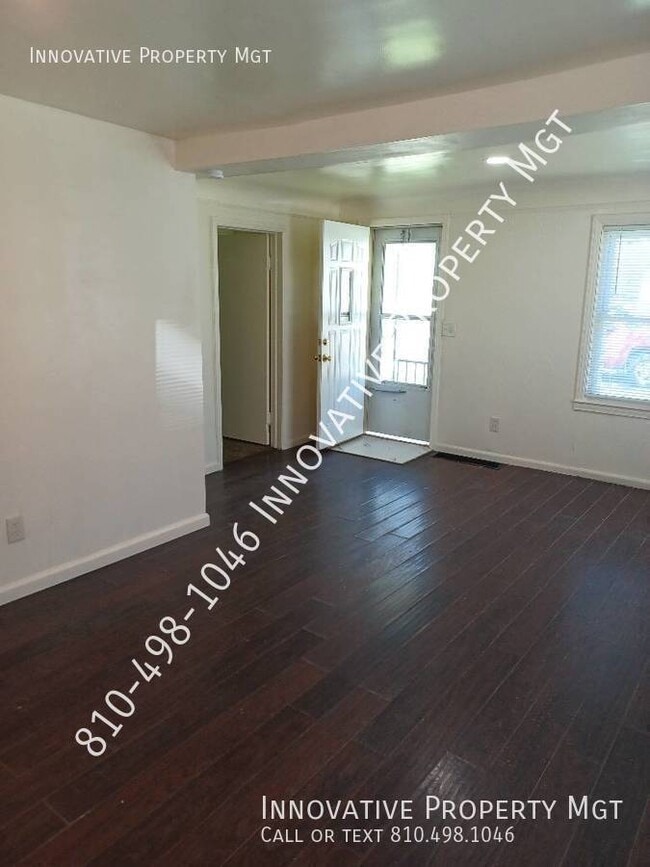 Building Photo - 1133 W Buder Ave
