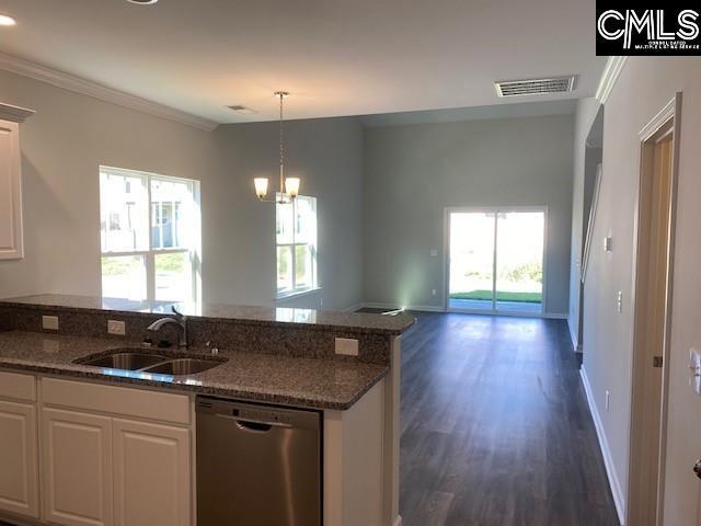 Foto del edificio - 937 Bergenfield Ln