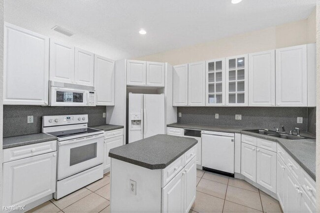 Building Photo - 3 br, 2 bath House - 4033 Arthurium Ave