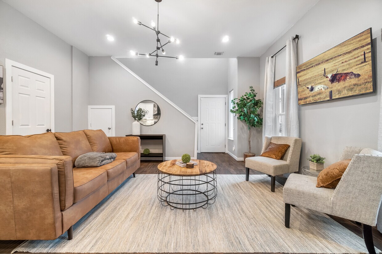 Foto principal - 1528 Lamar St