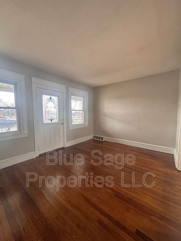 Foto del edificio - 1411 Lawrence Rd