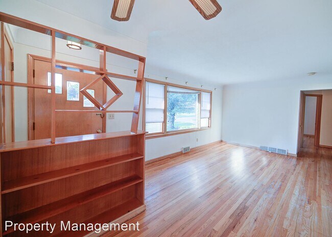 Building Photo - 3 br, 1 bath House - 2733 E Jefferson Avenue
