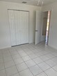 Foto principal - 4915 Weymouth St