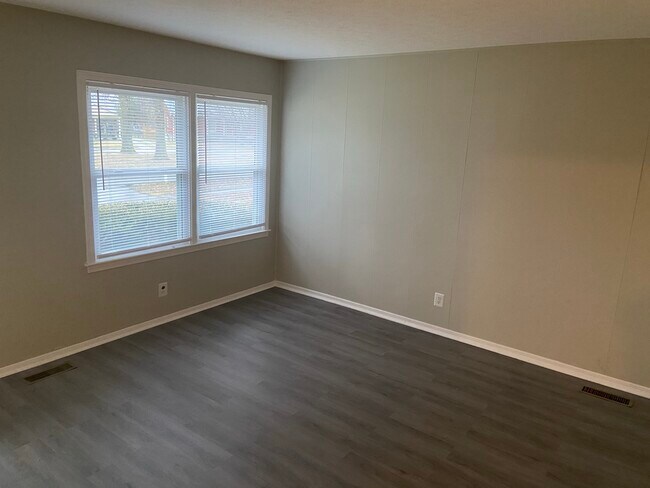 Foto del edificio - 10009 Charleswood Rd