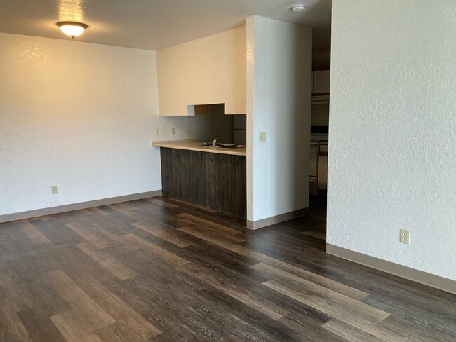 Dining Area - Arboretum Apartment Homes