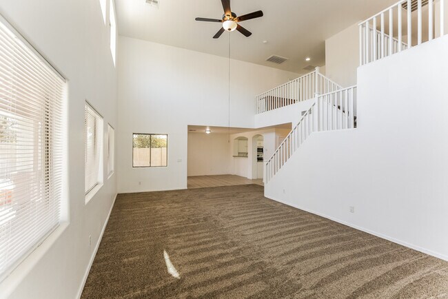Building Photo - 2241 S 85th Dr