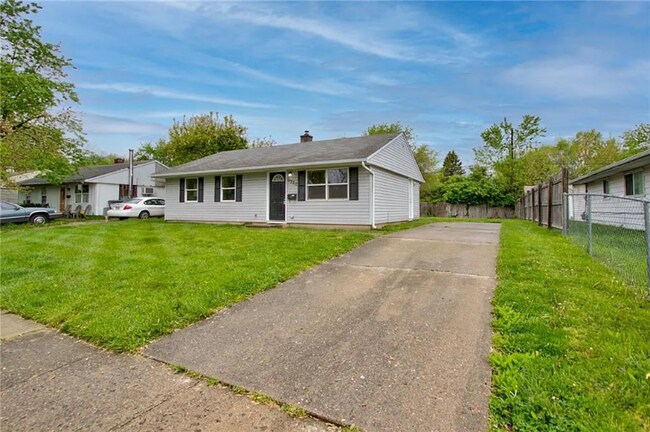 Building Photo - 9920 Catalina Dr