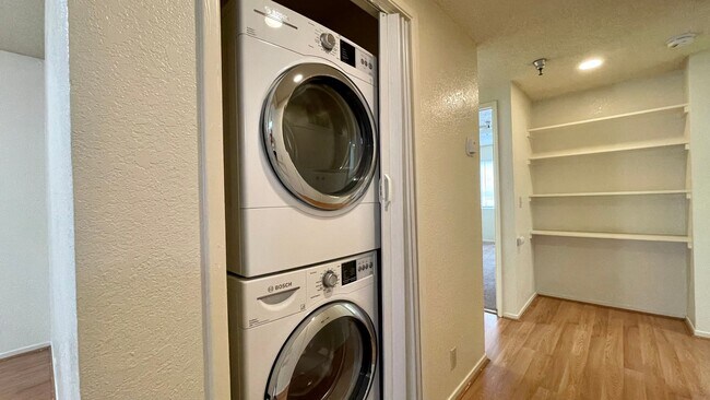 Foto del edificio - Upgraded 2 Bedroom, 2 Bathroom Cedar Creek Condo by Cal Poly