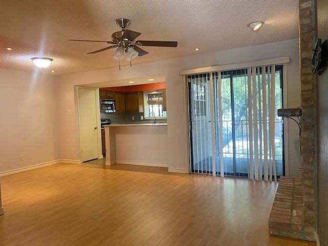 Foto del edificio - 15221 Berry Trail