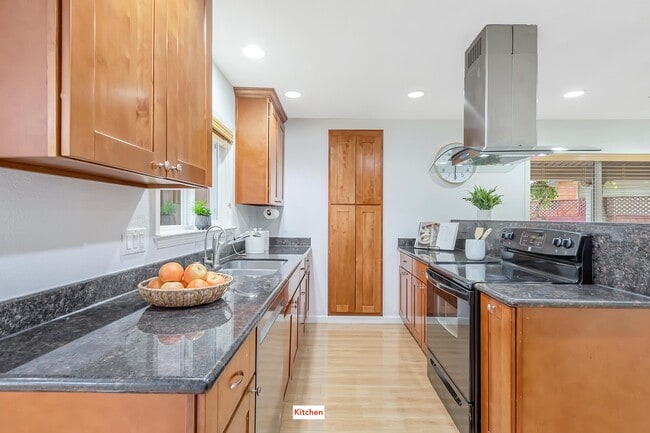 Foto del edificio - 2590 Poplarwood Way