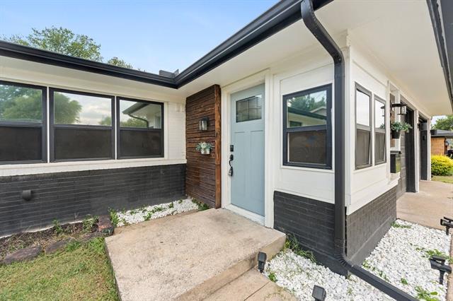 Foto del edificio - 1512 Cloverdale Dr