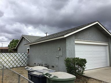 Building Photo - 1326 Hunter Dr