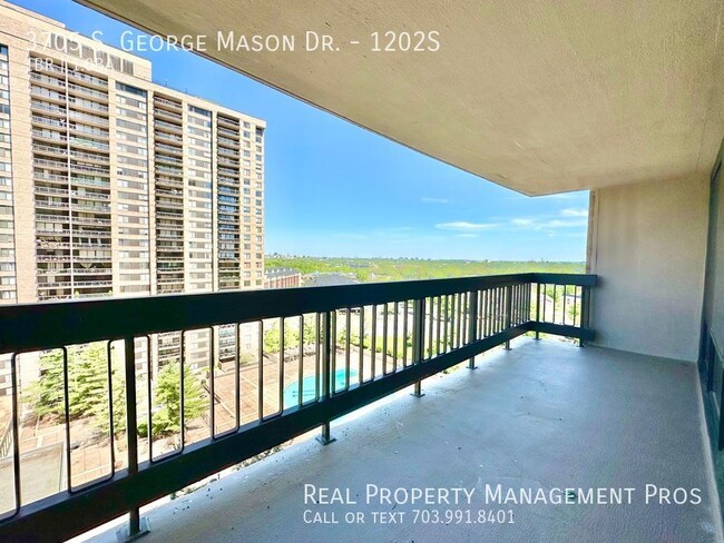 Building Photo - 3705 S George Mason Dr