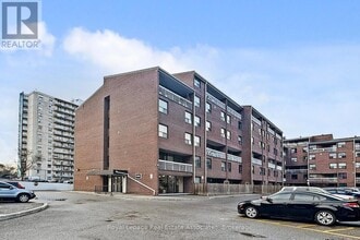 Building Photo - 4064 Lawrence Ave E