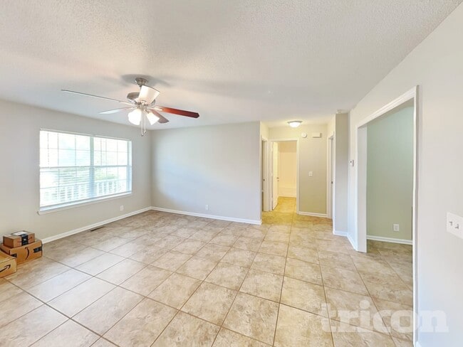 Building Photo - 1135 Mahogany Trail