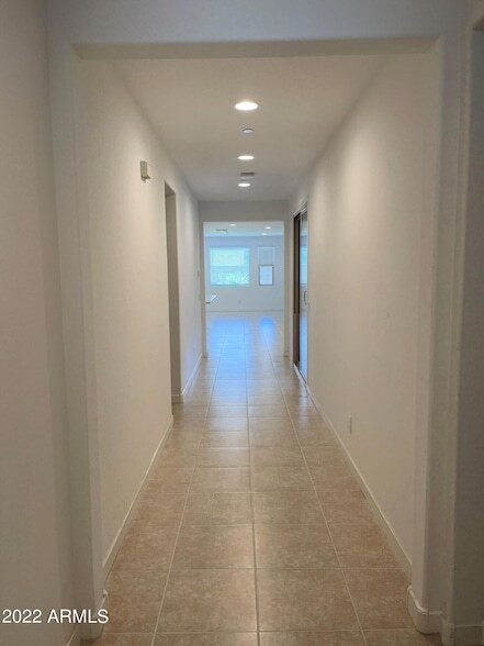 Foto del edificio - 9849 E Tahoe Ave
