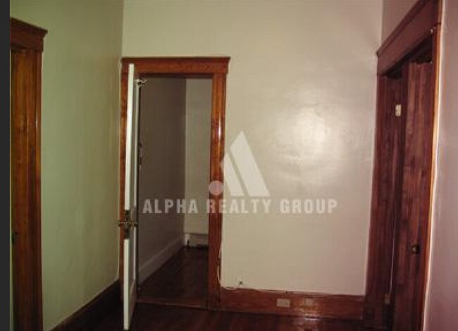 Building Photo - 132 Glenville Ave