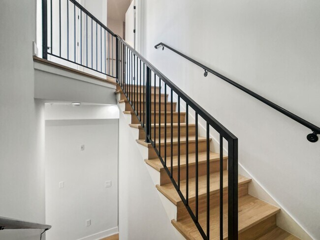 Foto del edificio - 4905 Georgia Ave NW