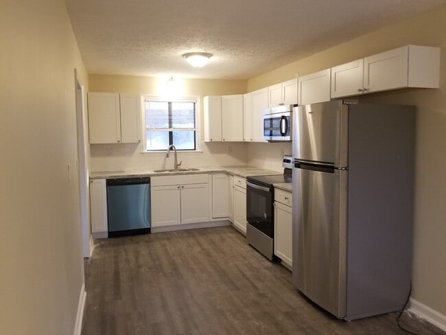 Building Photo - 1151 Elder Heights Dr