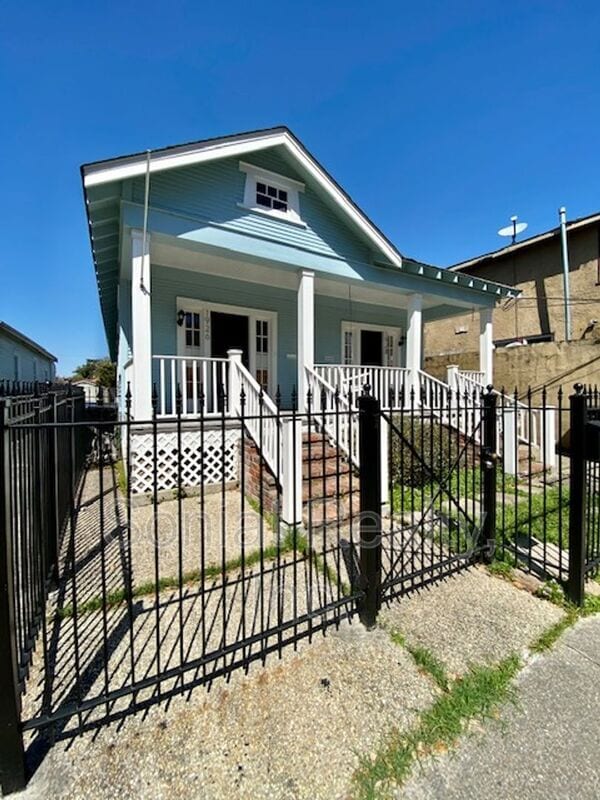 Building Photo - 1926 Burdette St