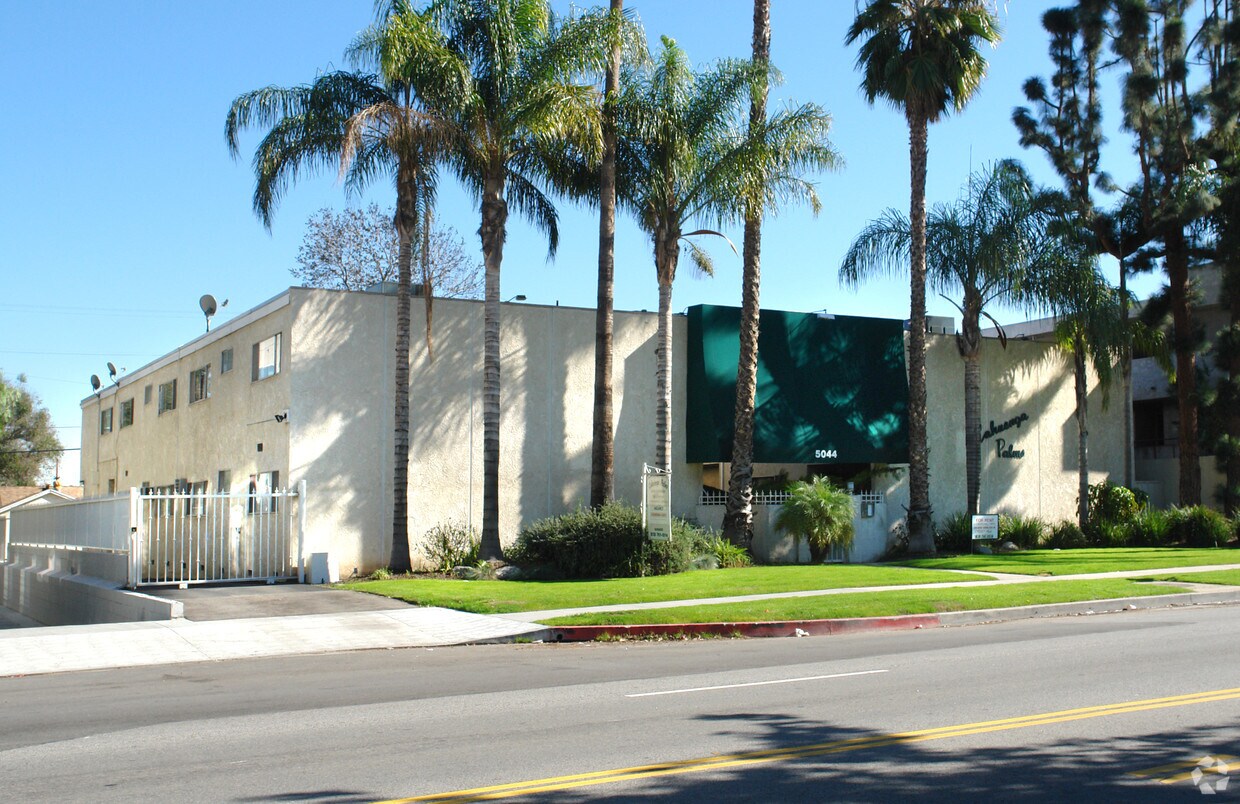 Building Photo - Cahuenga Palms
