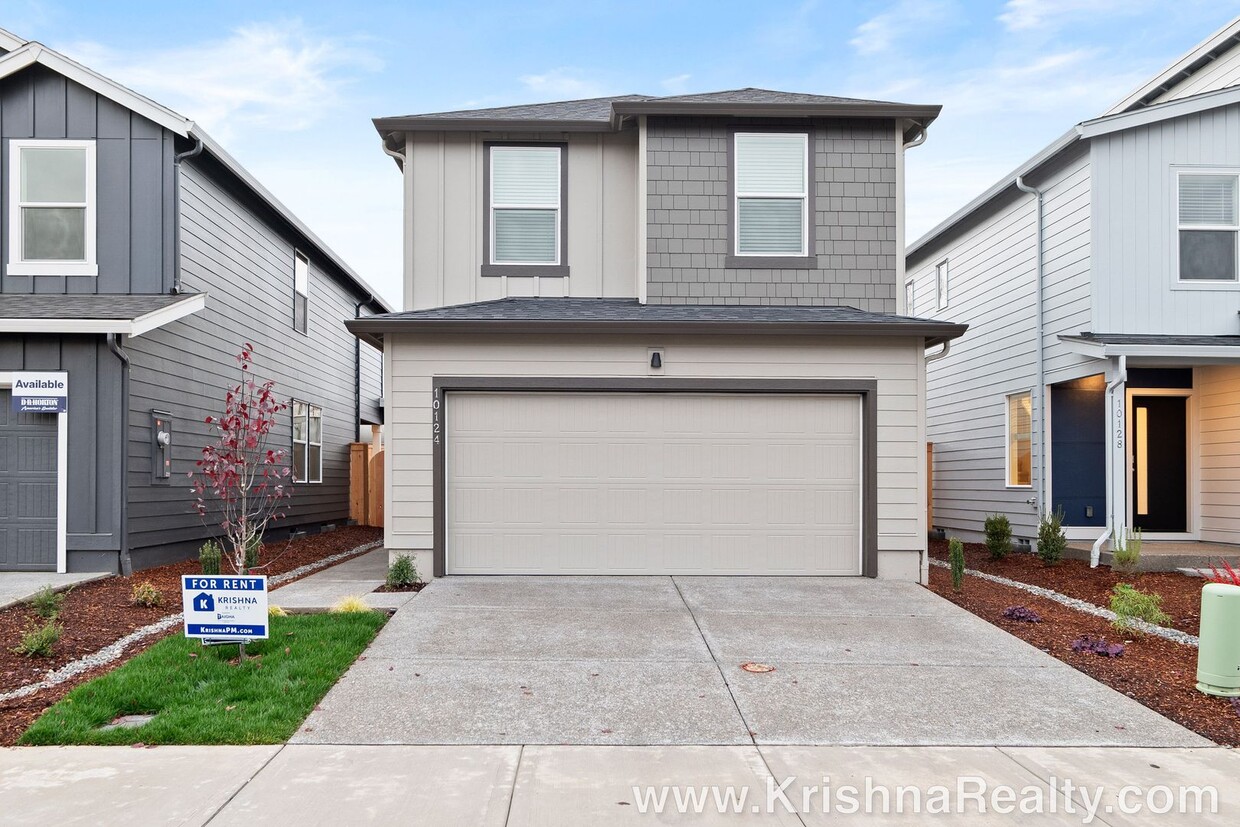 Foto principal - Beautiful NEW CONSTRUCTION 4 Bedroom 3 Bat...