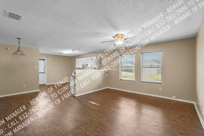 Building Photo - Corner Lot 4/2 Home Nestled in Wisdom Terrace