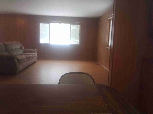 Building Photo - 4037 Elbow Lake Rd