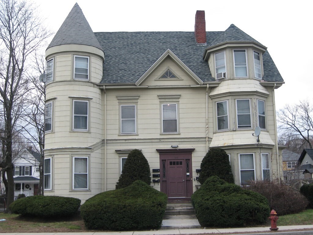 Primary Photo - 100 E Central St