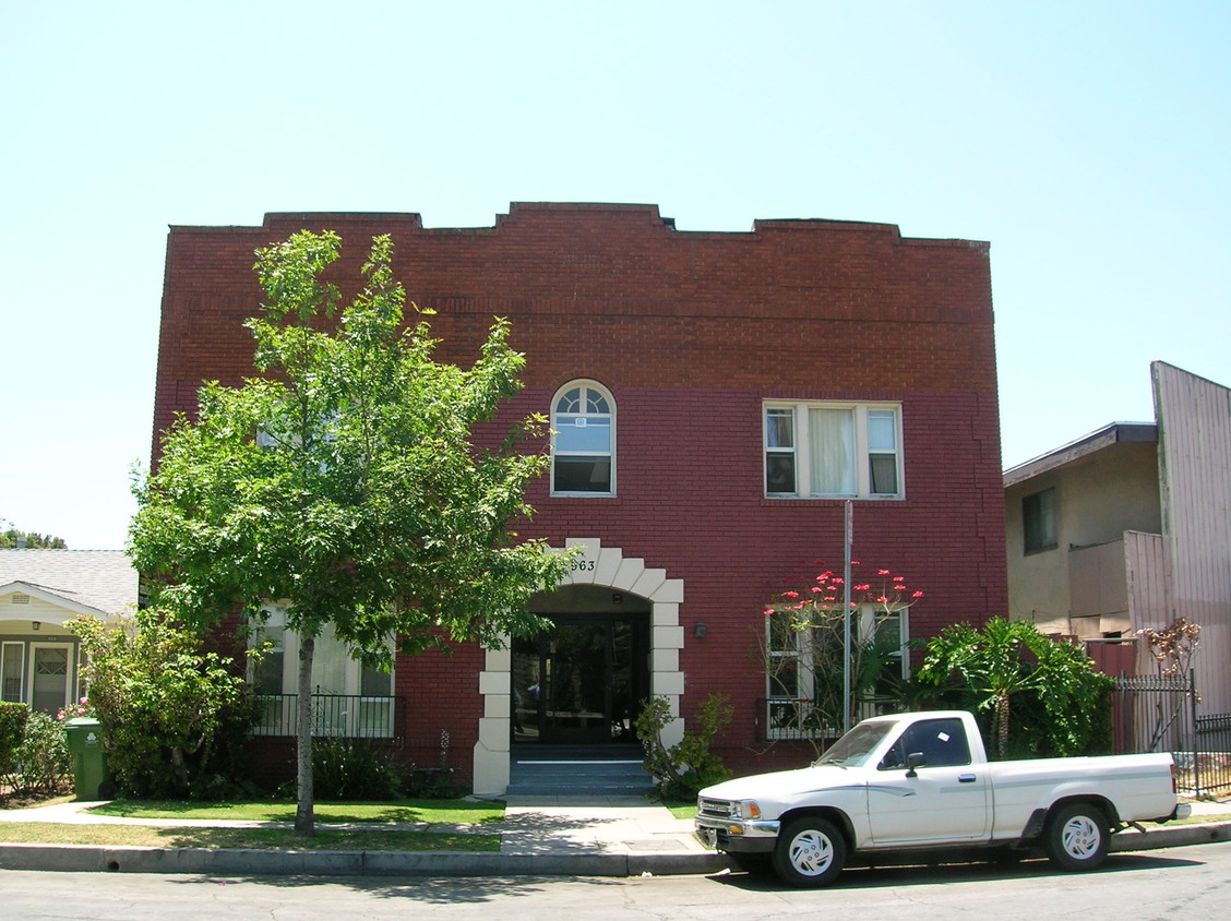 Primary Photo - Hobart Apartments