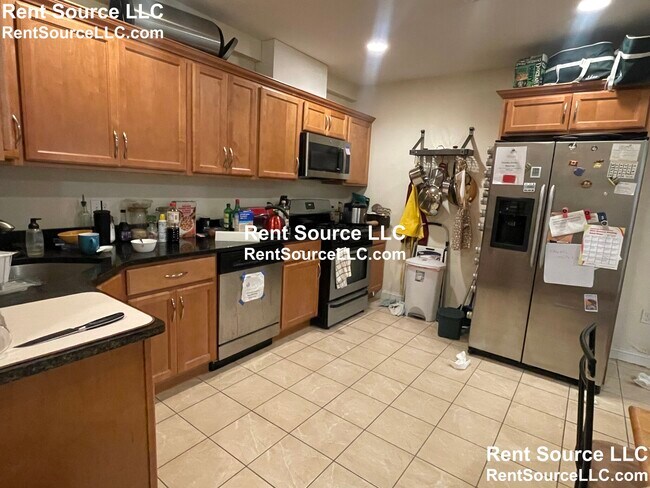 Foto del edificio - 80-84 River St