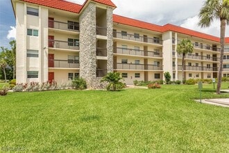 Building Photo - 4372 27th Ct SW