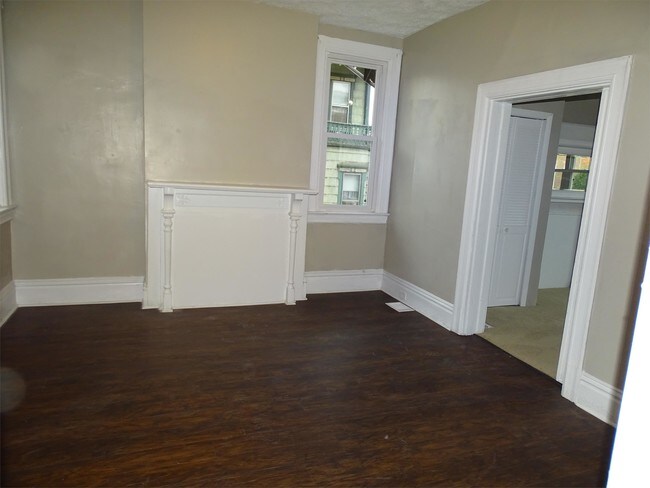Building Photo - 1415 Lager St