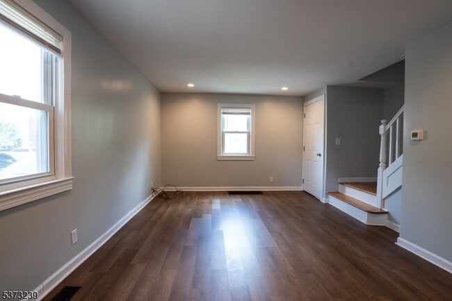 Building Photo - 1726 Park St
