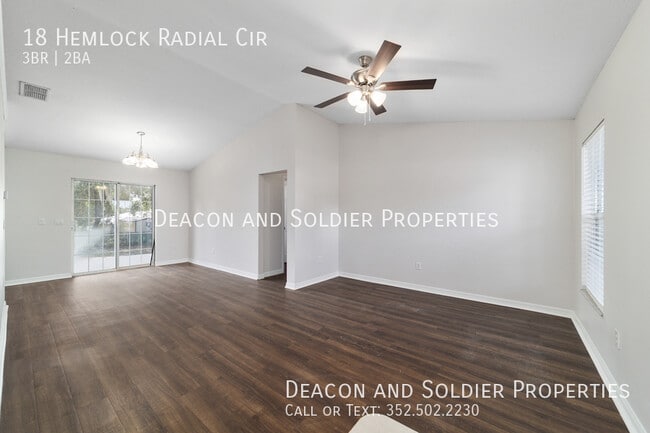 Building Photo - 18 Hemlock Radial Cir