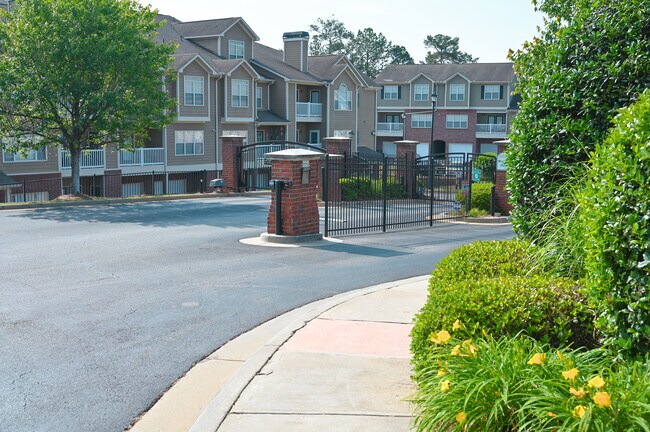 Foto del edificio - 3500 Sweetwater Rd