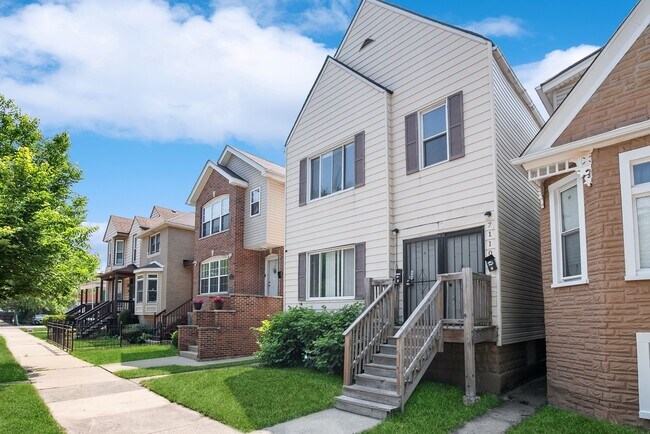 Building Photo - 7110 S Dobson Ave
